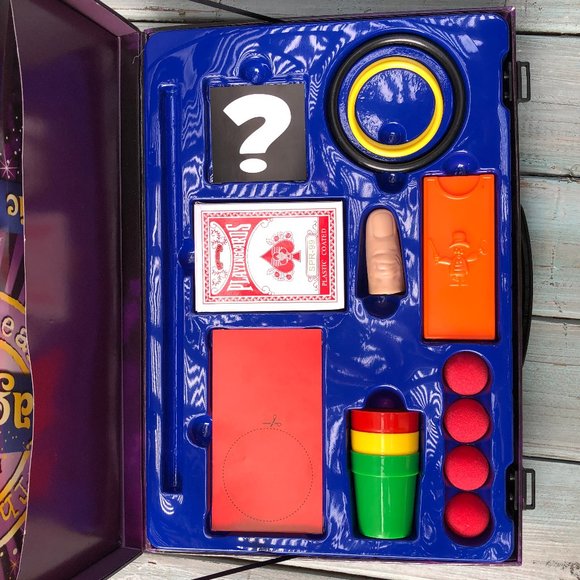 The Real Magic Kit Box of Tricks - Picture 2 of 13